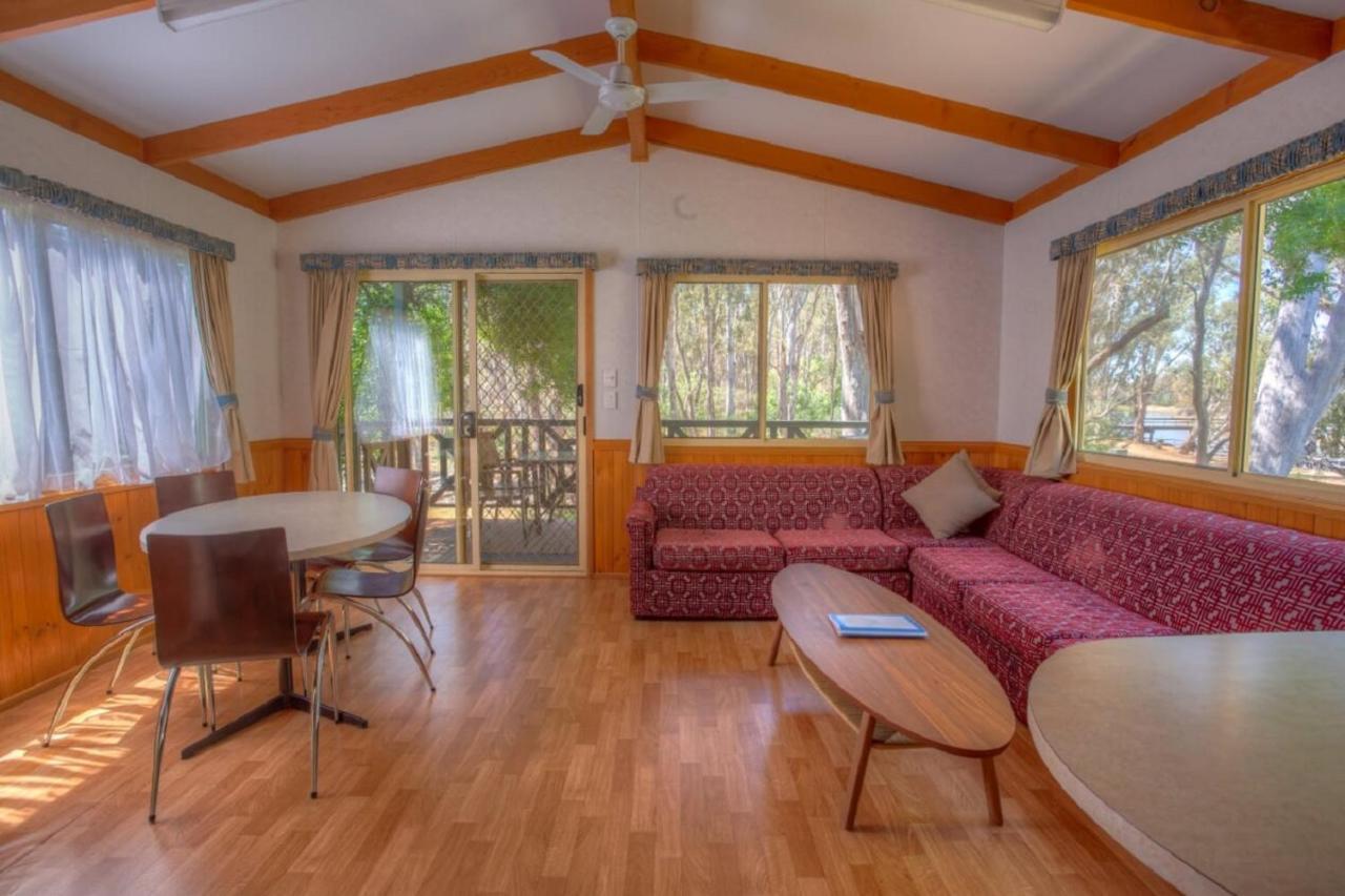 Moama Riverside Holiday Park Extérieur photo